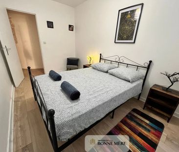 Location Appartement 2 pièces 41m² MARSEILLE 2ème - Photo 3