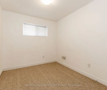 Property For Lease | N9047080 - Photo 6