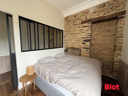 Location Appartement 5 pièces 97m² RENNES 35000 - Photo 4