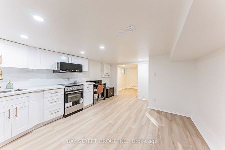 For Lease - 397 Kingston Road, Toronto, Ontario - Photo 4