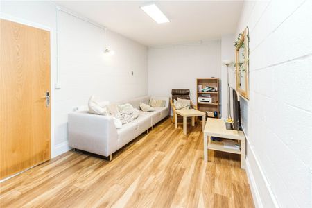 Jekyll Close, - Photo 2