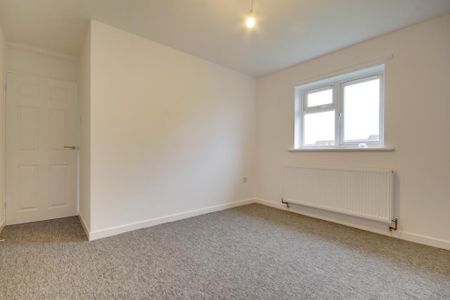 2 bedroom maisonette to rent - Photo 5