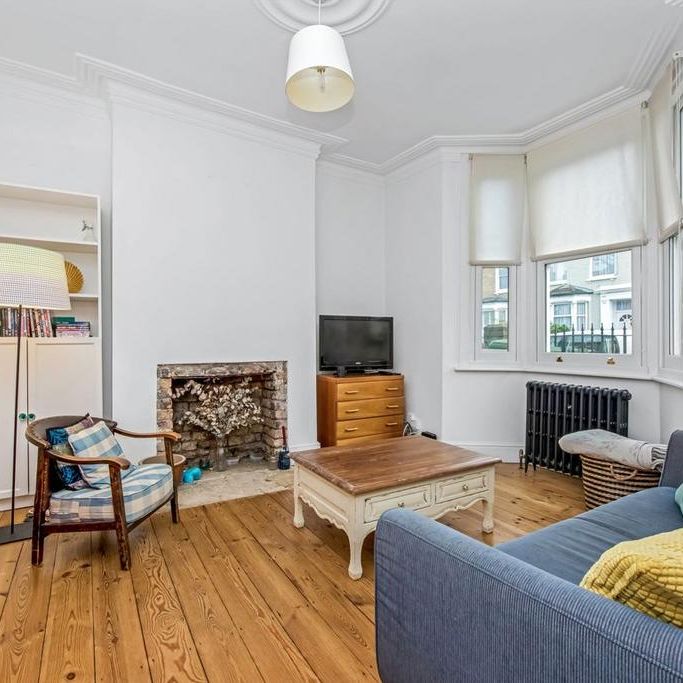 3 bedroom terraced house to rent - Photo 1