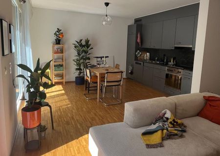 21/2 ZI-WOHNUNG IN ZÜRICH – KREIS 3 BINZ, FURNISHED, TEMPORARY - Photo 4