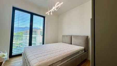 Elegant 4.5-room apartment for rent in Massagno - Photo 2