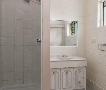 15 Arawa Street, Kelso QLD 4815 - House For Rent | Domain - Photo 3