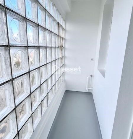 Appartement • Saint James-Général Koenig - Photo 2