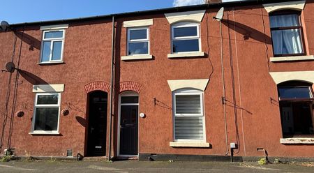 Mavis Street, Castleton, Rochdale OL11 3AZ - Photo 4