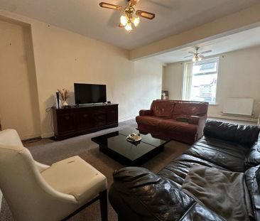 2 bedroom house to rent - Photo 1