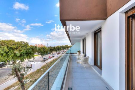 Piso de alquiler en Las Mesas Homes II, Acceso Por la Calle Eslovenia,, Puerto de Estepona - Photo 5