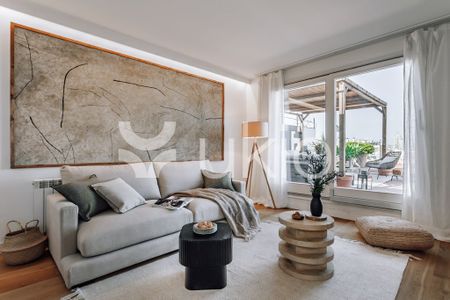 4 room luxury Apartment for rent in Barcelona, Catalonia - Photo 3