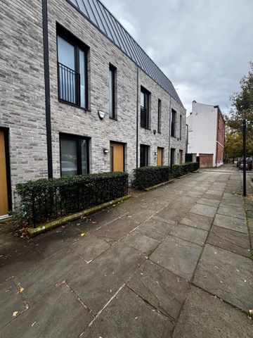 Cleminson Street, Salford - Photo 2