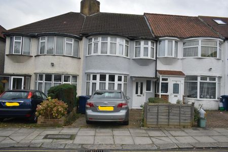 3 bedroom terraced house to rent - Photo 5