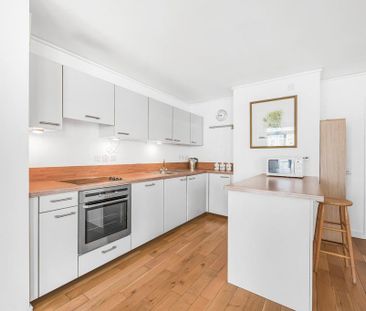 2 bedroom flat to rent - Photo 6