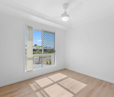 2 Bedroom Duplex, NEAR NEW! - Photo 1