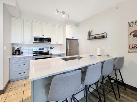 McDonald Avenue - Photo 4