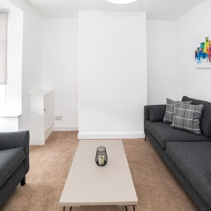 2 bedroom house to rent - Photo 1