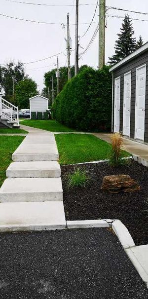 St-Hyacinthe, Logement à louer – JUIN-JUILLET (voir inclusions) - Photo 1