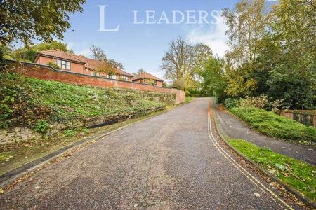 Thorpe Hall Close, Norwich, NR7 - Photo 3