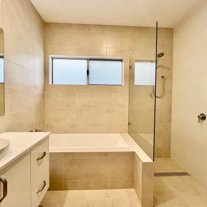 Brand New Family Home! - Photo 1