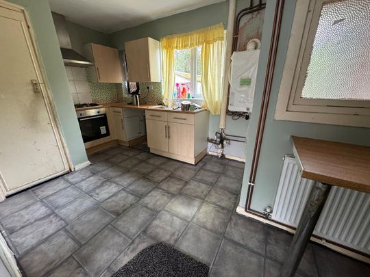 2 bedroom semi-detached house to rent - Photo 1