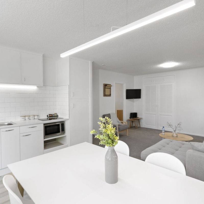 Beautifully Furnished (or Unfurnished) 2-Bedroom Unit – Water & Internet Included - Photo 1