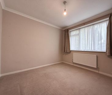 2 bedroom semi-detached bungalow to rent - Photo 6