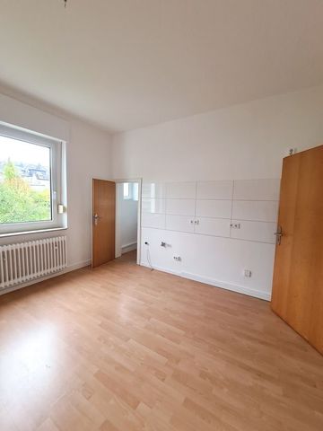 Zentrale 4-Zimmer-Wohnung für Familien - Foto 4