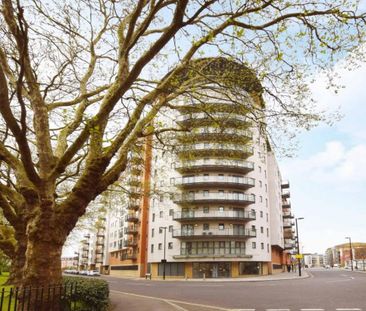 Orchard Place, Southampton - Photo 5