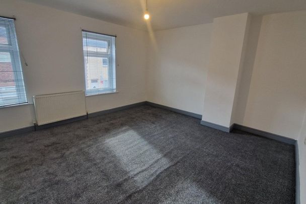 Ambler Street - Photo 1