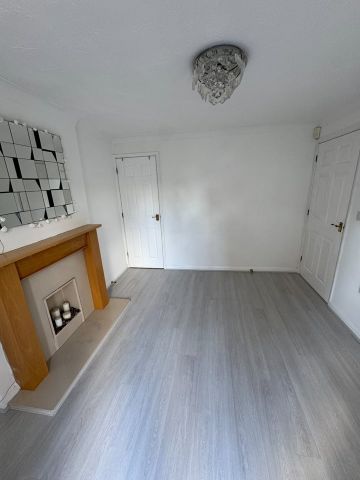 1 Bed Semi-Detached House, City View, NG3 - Photo 3