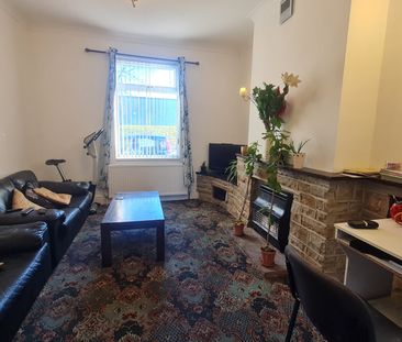 Castleford Road, Normanton - Photo 1