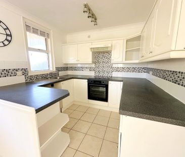 Sewell Avenue, Bexhill-on-Sea, East Sussex - Photo 4