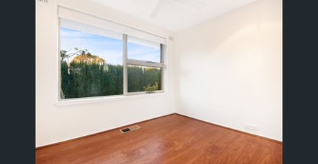 Bright, Contemporary Granny Flat Offering Comfort and Convenience - Photo 3