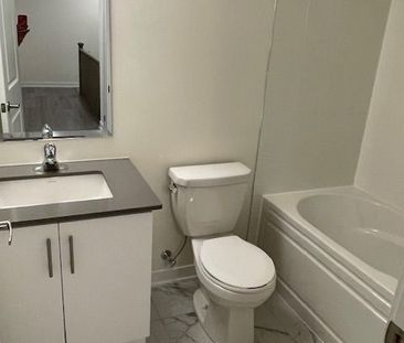 For Lease - 1695 Dersan Street Unit# 1404, Pickering, Ontario - Photo 5