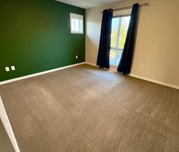 Beautiful Townhome @ "The Brighton" - Photo 6