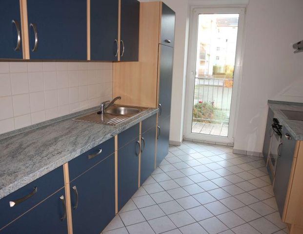 Inkl. Einbauküche - Balkon - Bad mit Fenster- frei ab 1.3.26 - Photo 1