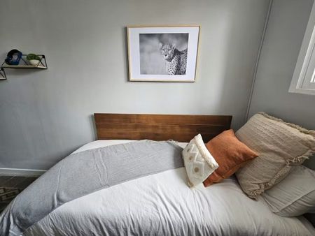 Carrer de Balmes, Barcelona, Catalonia 08007 - Photo 3