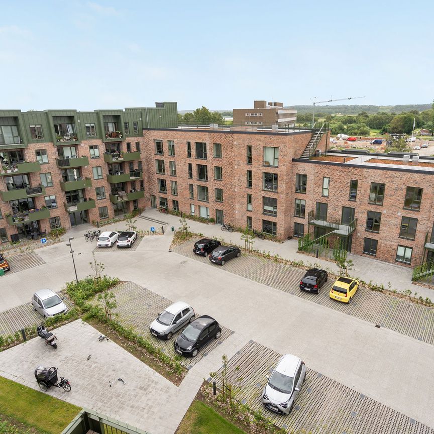 5-værelses Lejlighed på 143 m² i Randers NØ - Foto 1