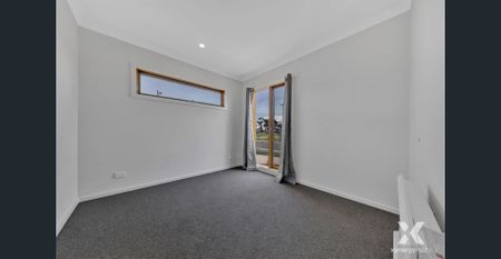 Modern 3-Bedroom Family Home in Prime Willandra Estate Location - Photo 5