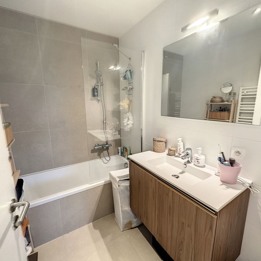 Directly with the owner - 1bedroom apartment for rent - Photo 1