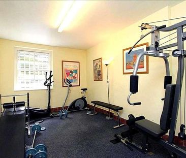 York Road, Battersea, SW11 - Photo 5