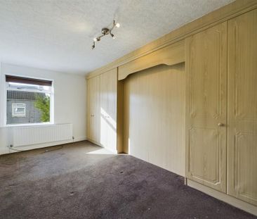 3 bedroom property to rent - Photo 3