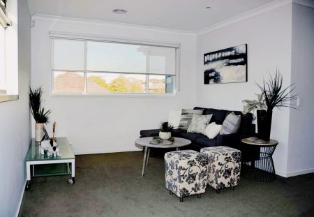 4 Bed, 3 Bath - Photo 2