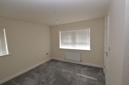 3 bedroom detached house to rent - Photo 4