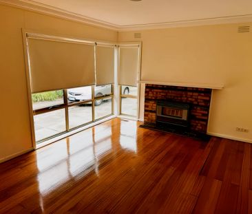 3 Bed, 1 Bath - Photo 5