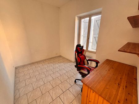 Location Appartement 3 pièces 54m² ST CESAIRE 30900 - Photo 3