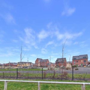 Woolsley Cresscent, Eagle Farm South, MK17 - Photo 2