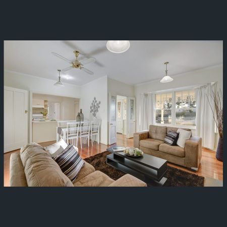 Three bedroom home in idyllic location - Photo 3