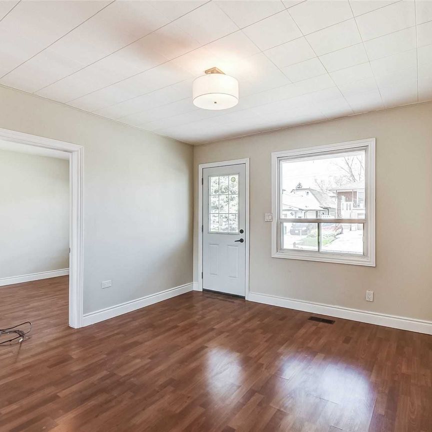 For Lease - 1064 Westmount Avenue Unit# Upper, Mississauga, Ontario - Photo 1